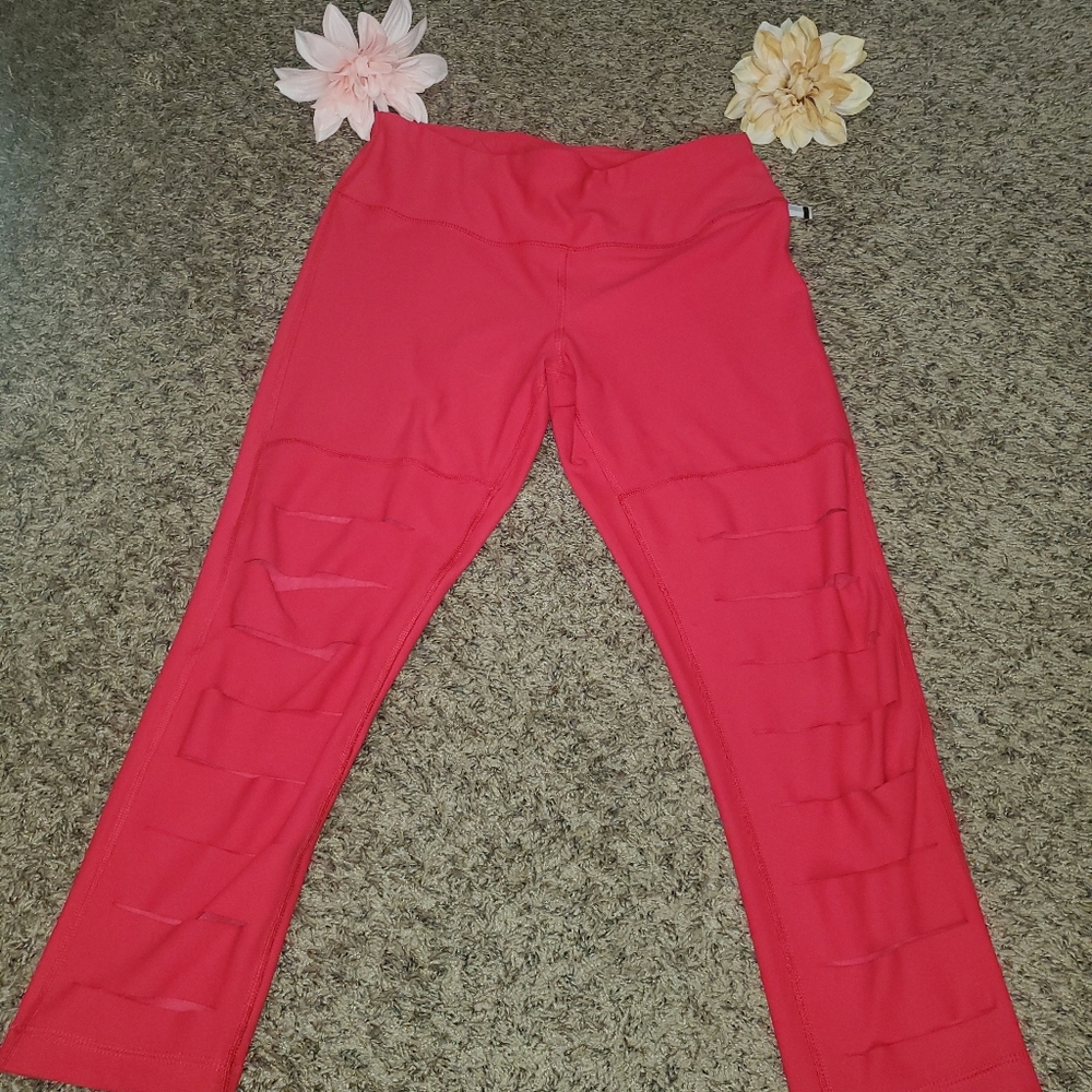90 DEGREE by Reflex Capris good condition color pink